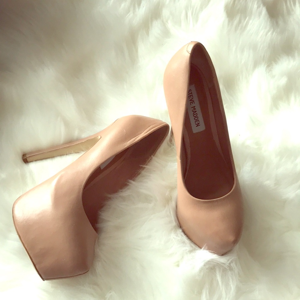 Steve Madden Nude Platforms